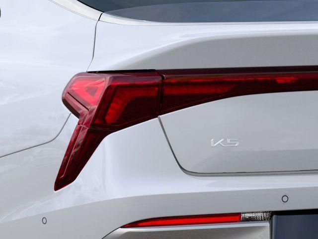 new 2025 Kia K5 car, priced at $33,325