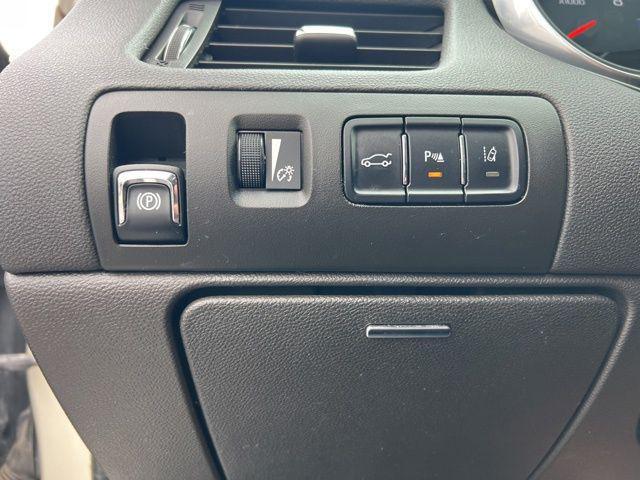 used 2014 Chevrolet Impala car, priced at $5,975