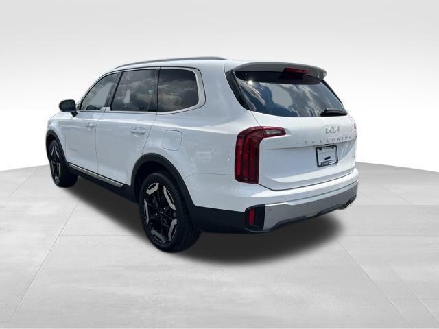 used 2024 Kia Telluride car, priced at $33,054