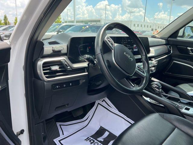 used 2024 Kia Telluride car, priced at $33,054