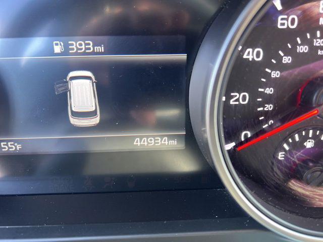 used 2024 Kia Carnival car, priced at $32,246