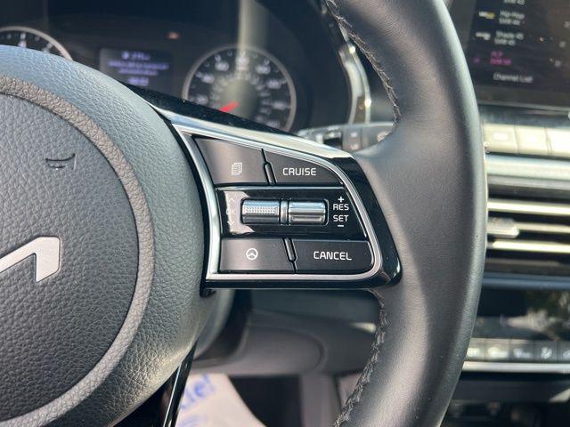 used 2023 Kia Seltos car, priced at $19,302