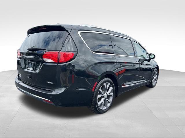 used 2018 Chrysler Pacifica car, priced at $11,484