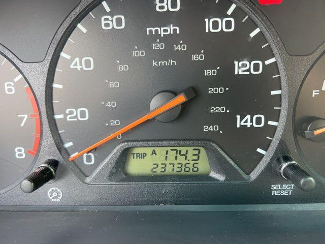used 2002 Honda Accord car, priced at $3,400