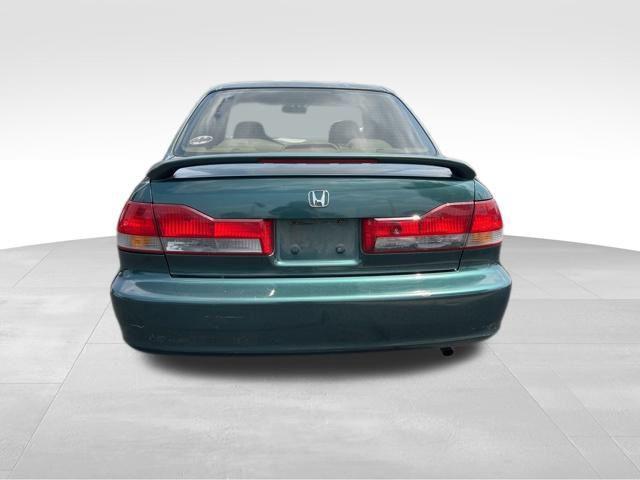 used 2002 Honda Accord car, priced at $3,400