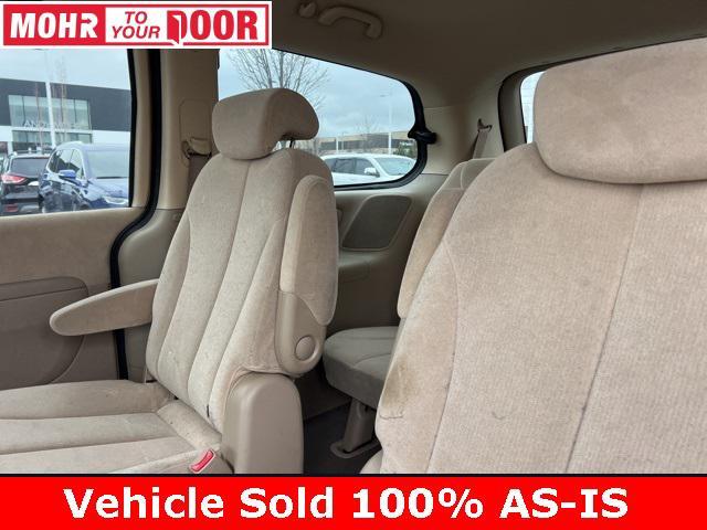 used 2009 Kia Sedona car, priced at $2,800