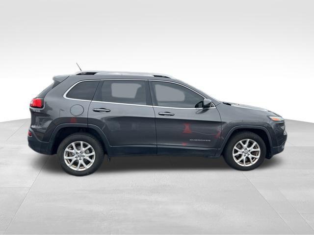 used 2015 Jeep Cherokee car, priced at $9,673