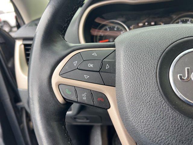 used 2015 Jeep Cherokee car, priced at $9,673