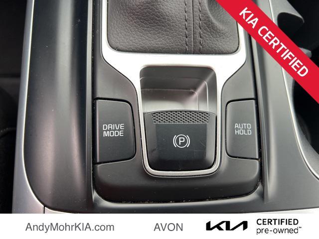 used 2024 Kia Carnival car, priced at $33,060