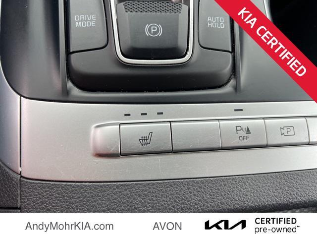 used 2024 Kia Carnival car, priced at $33,060