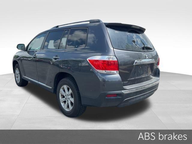 used 2012 Toyota Highlander car, priced at $13,000