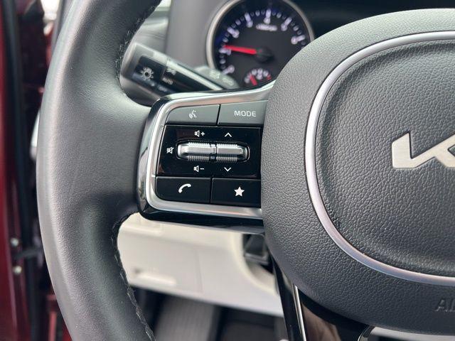 used 2024 Kia Carnival car, priced at $32,714