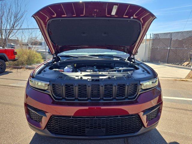 new 2025 Jeep Grand Cherokee car, priced at $41,973