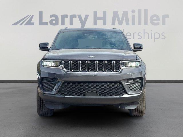 new 2025 Jeep Grand Cherokee car, priced at $42,840