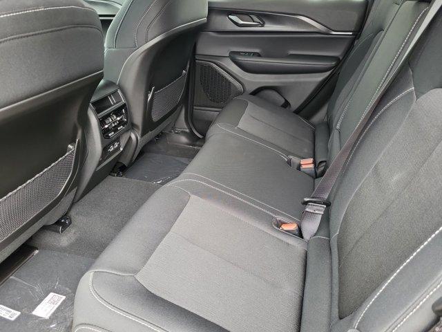 new 2025 Jeep Grand Cherokee car, priced at $42,840