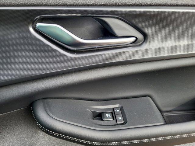 new 2025 Jeep Grand Cherokee car, priced at $42,840