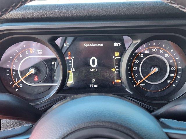 new 2025 Jeep Gladiator car, priced at $45,246