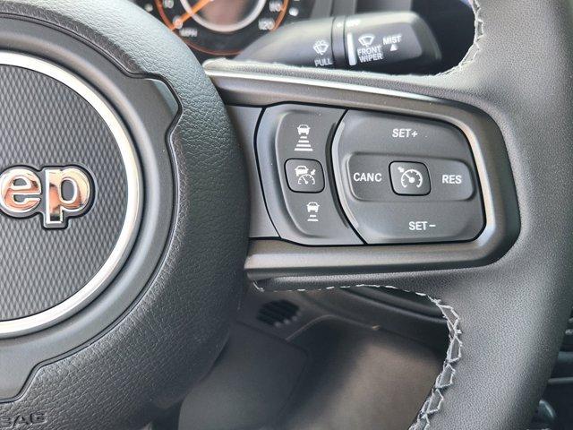 new 2025 Jeep Gladiator car, priced at $46,586