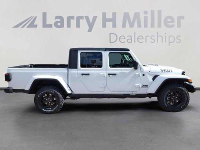 new 2025 Jeep Gladiator car, priced at $46,586