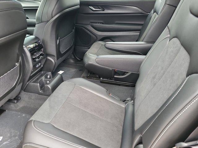 new 2025 Jeep Grand Cherokee L car, priced at $44,125