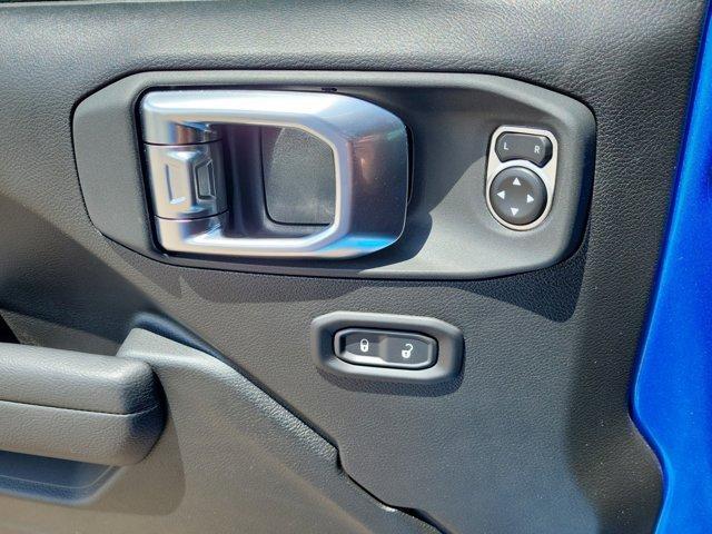 new 2025 Jeep Wrangler car, priced at $44,894