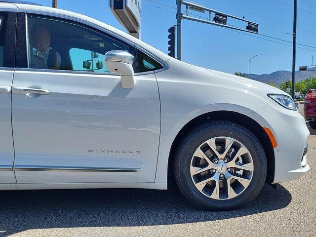 new 2024 Chrysler Pacifica Hybrid car, priced at $50,972