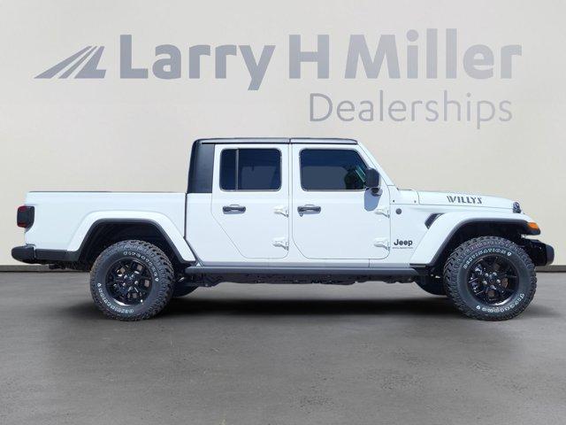new 2025 Jeep Gladiator car, priced at $45,540
