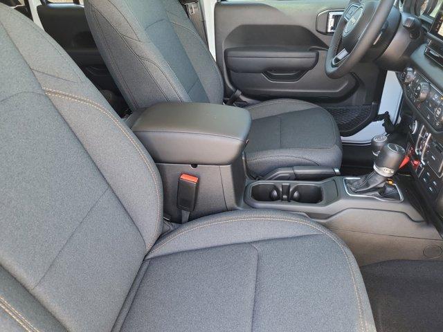new 2025 Jeep Gladiator car, priced at $45,540