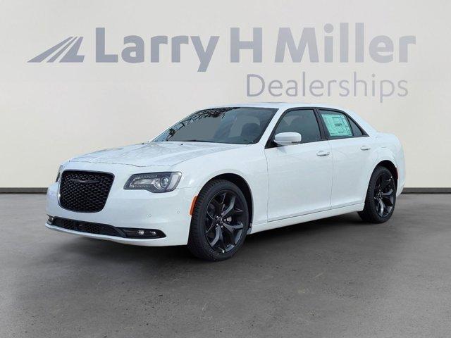 new 2023 Chrysler 300 car, priced at $42,864