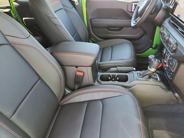 new 2025 Jeep Wrangler car, priced at $59,781