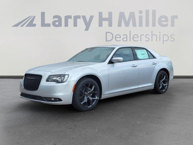 new 2023 Chrysler 300 car, priced at $43,040