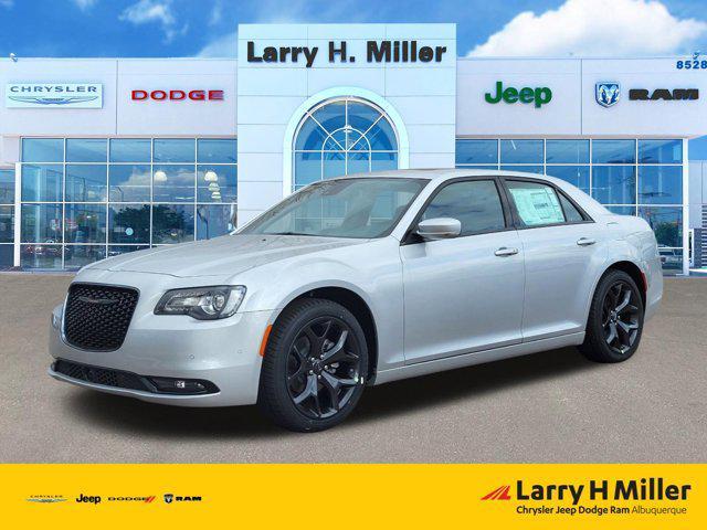 new 2023 Chrysler 300 car, priced at $45,118