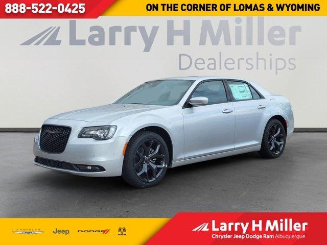 new 2023 Chrysler 300 car, priced at $43,040