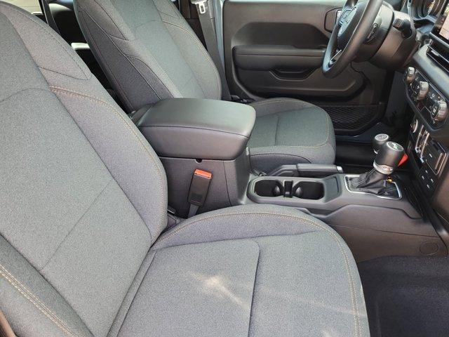 new 2025 Jeep Wrangler car, priced at $40,695