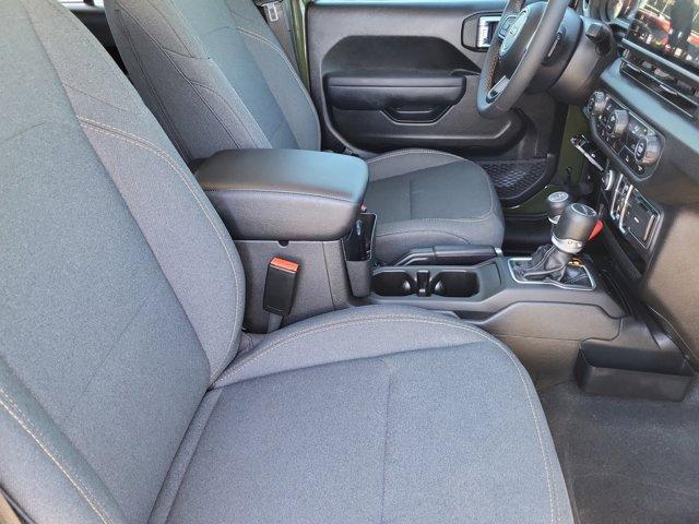 used 2024 Jeep Gladiator car, priced at $40,074