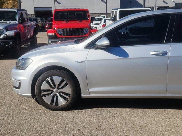 used 2016 Volkswagen e-Golf car, priced at $11,995