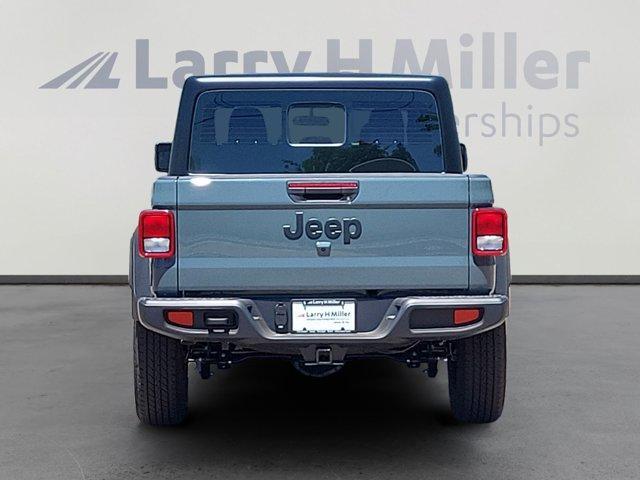 new 2025 Jeep Gladiator car, priced at $40,732