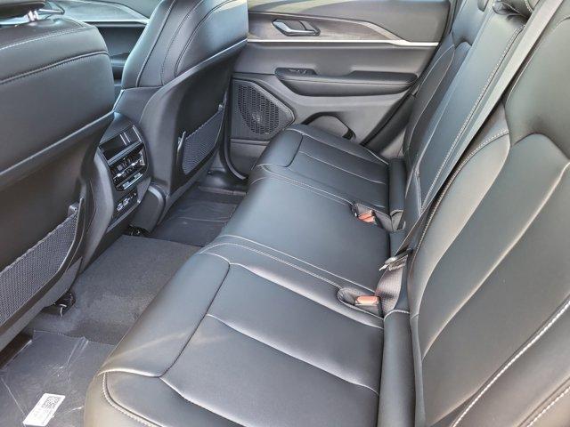 new 2025 Jeep Grand Cherokee car, priced at $43,915