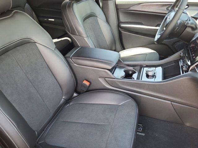 new 2025 Jeep Grand Cherokee L car, priced at $42,567