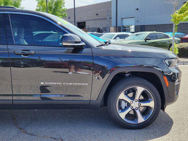 new 2024 Jeep Grand Cherokee car, priced at $55,698