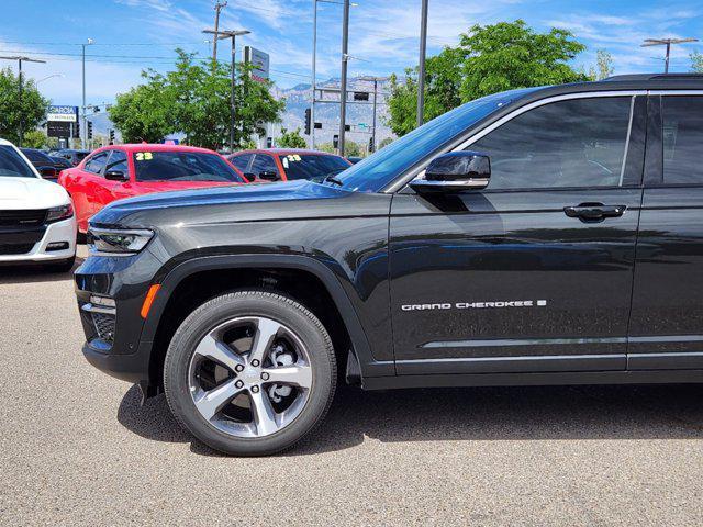 new 2024 Jeep Grand Cherokee car, priced at $55,698