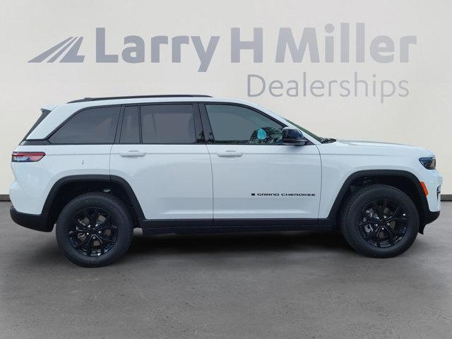 new 2025 Jeep Grand Cherokee car, priced at $41,130