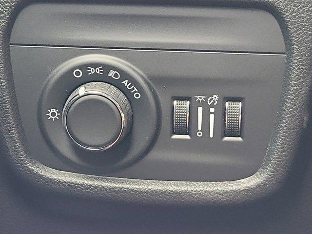 new 2025 Jeep Grand Cherokee car, priced at $41,130