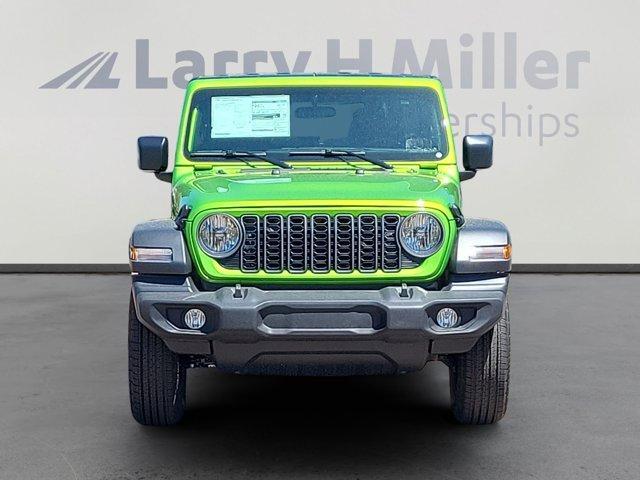 new 2025 Jeep Wrangler car, priced at $41,004