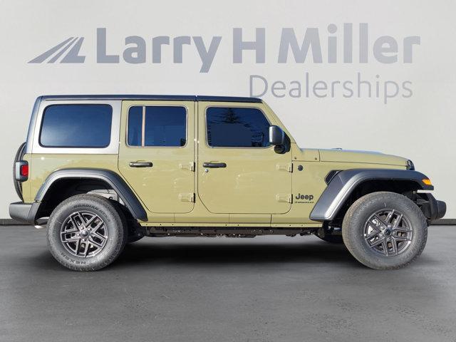 new 2025 Jeep Wrangler car, priced at $45,095