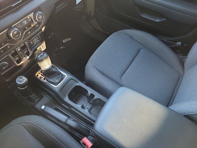 new 2025 Jeep Wrangler car, priced at $45,095
