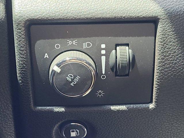 used 2021 Jeep Grand Cherokee car, priced at $31,297