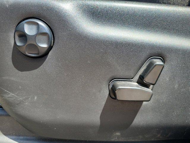 used 2021 Jeep Grand Cherokee car, priced at $31,297