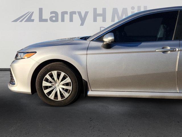 used 2022 Toyota Camry Hybrid car, priced at $25,495