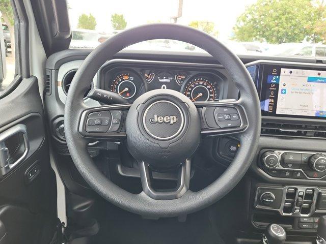 new 2025 Jeep Wrangler car, priced at $40,100